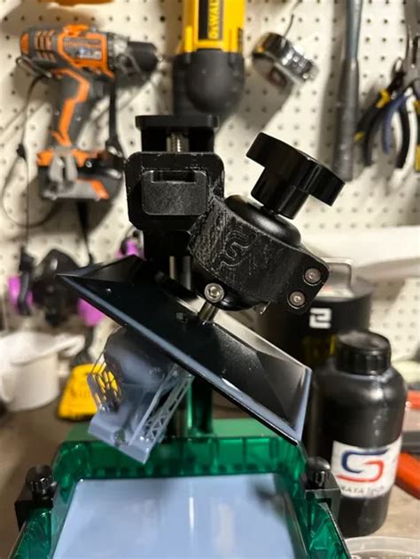 Elegoo Mars, Mars 2 & Mars 3 Build Plate Angled Holder by .